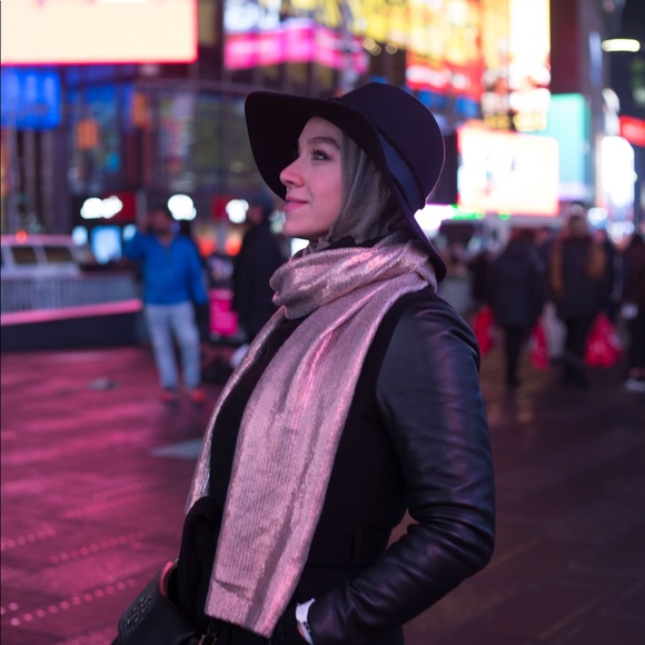 Meet your Posher, Nez - Picture 3 of 4